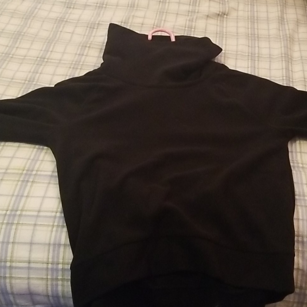 Sweat shirt/ turtleneck